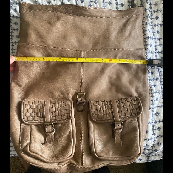 Verapelle Italian Leather convertible backpack - Picture 5 of 8